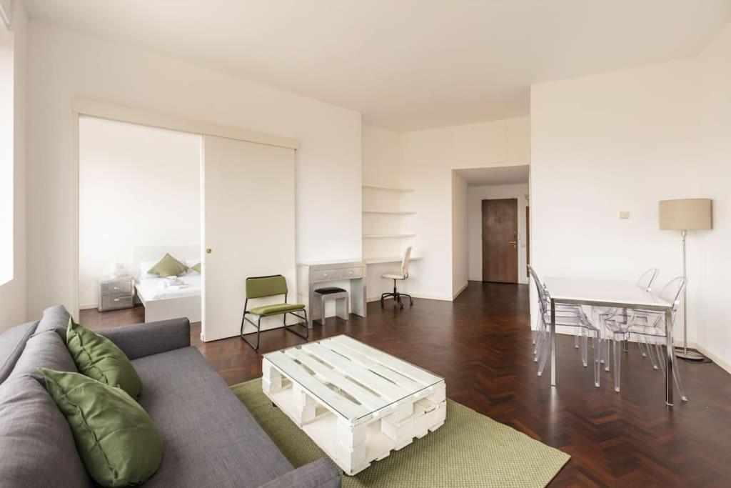 Elegante Bilocale Porta Genova - Mirable Pm Apartment Milano Ngoại thất bức ảnh